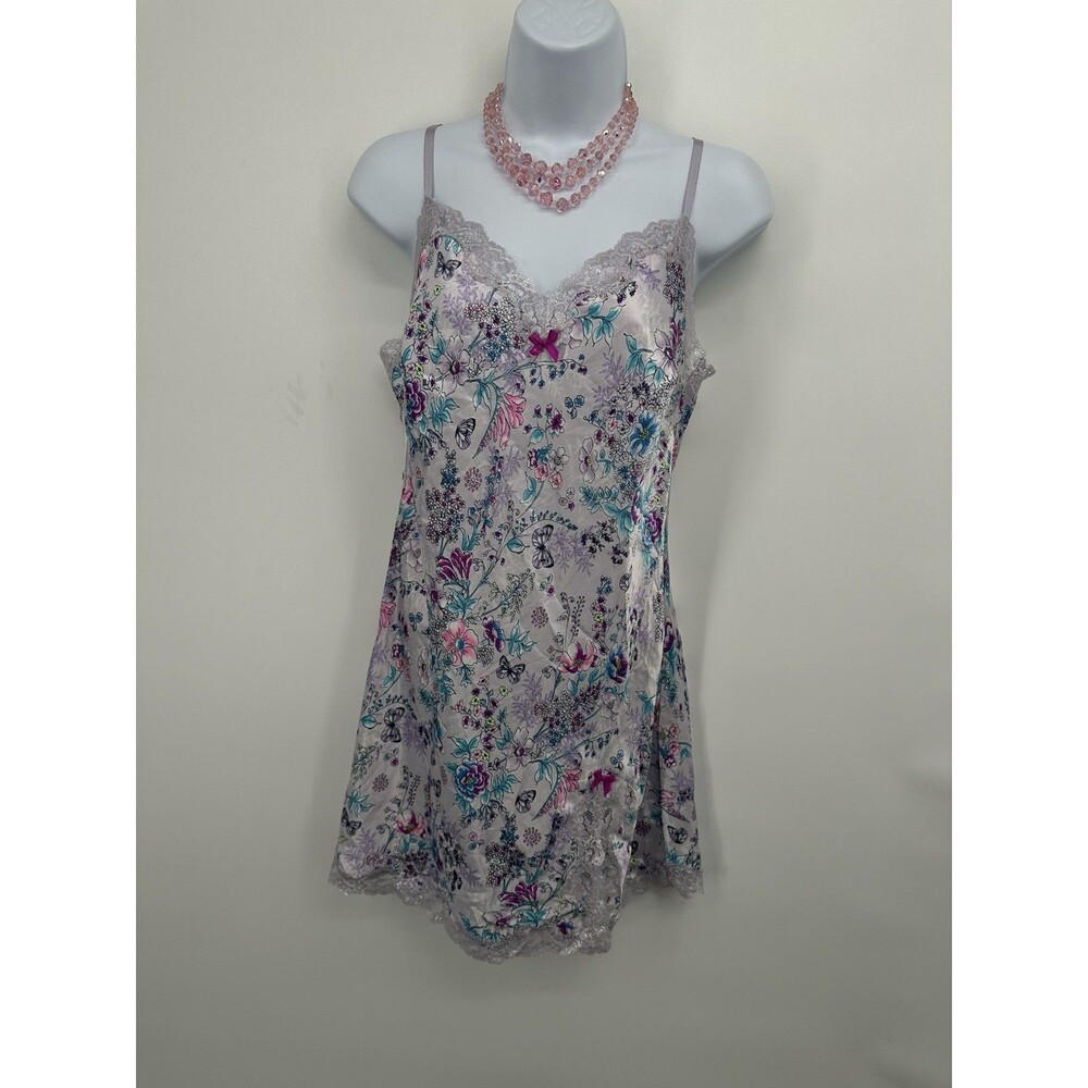 Victoria's Secret M Lavender Lace‎ Baby Doll Vintage  Floral Chemise Slip